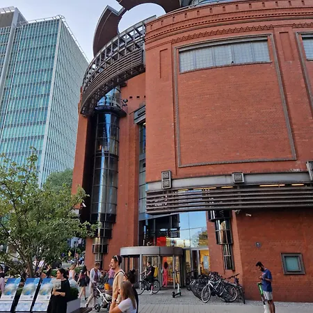 C M Skotarska アパート